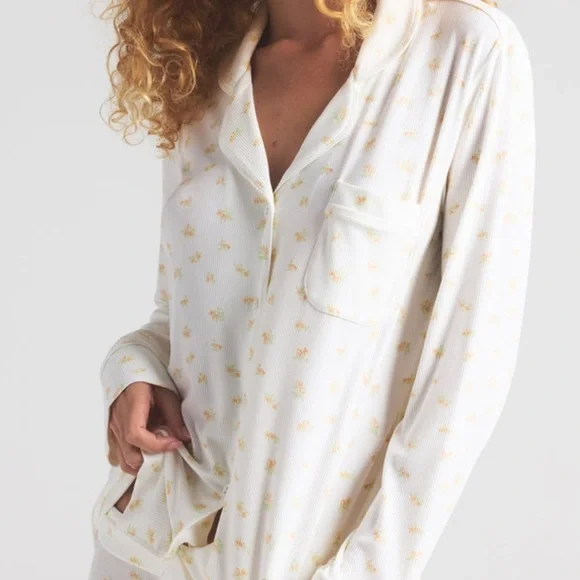 SKIMS NWT Soft Lounge Sleep Top - Marble Garden Print - Picture 2 of 5